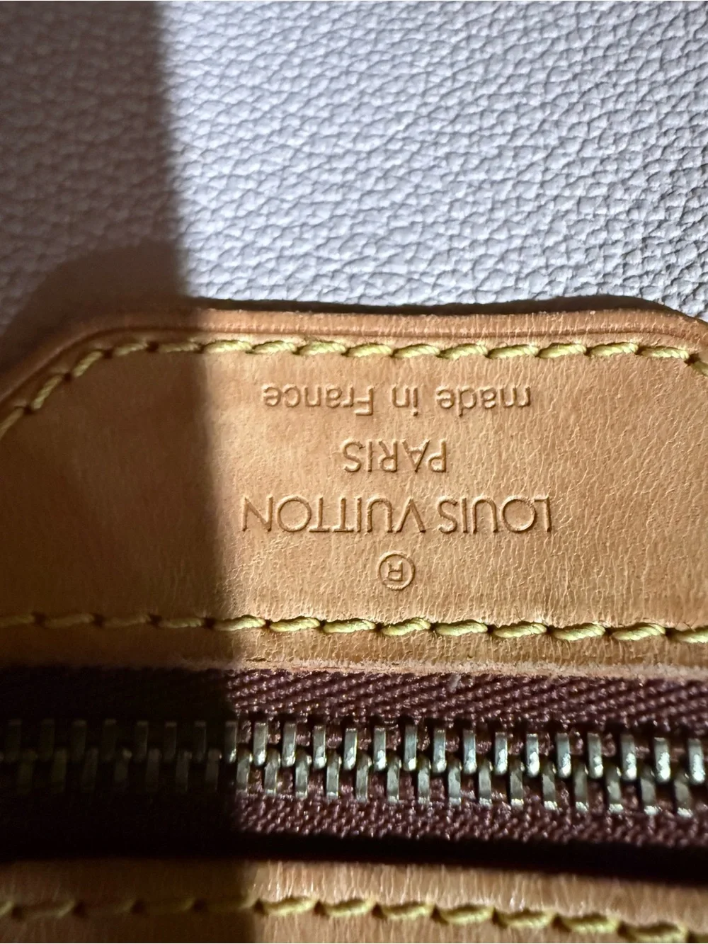 Authentic Louis Vuitton Monogram Bucket GM Louis Vuitton shoulder bag